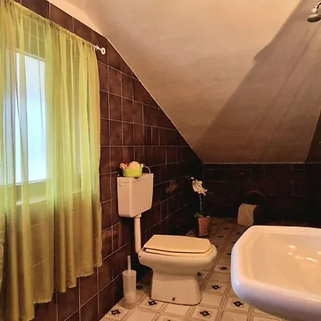 Holiday home Garden House With Private Parking - Belcantovillas