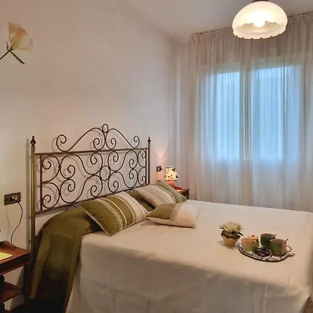 Garden House With Private Parking - Belcantovillas