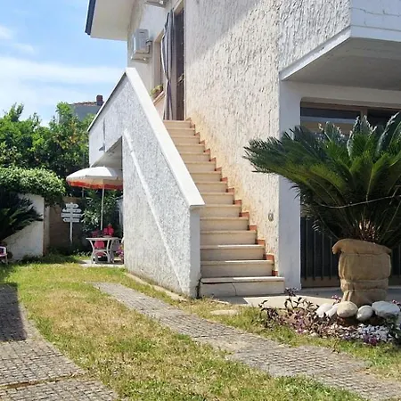 Garden House With Private Parking - Belcantovillas Holiday home Torre del Lago Puccini