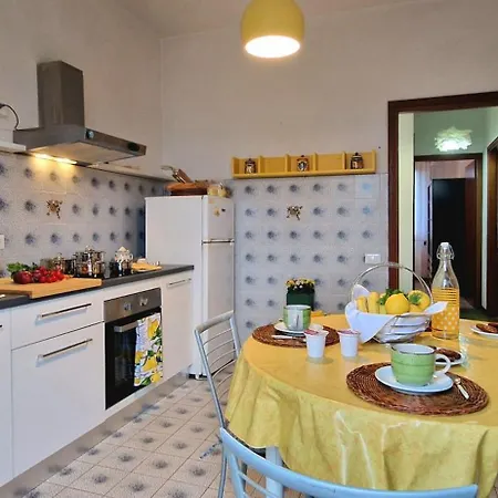 Garden House With Private Parking - Belcantovillas Torre del Lago Puccini