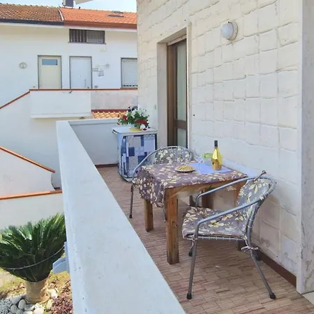 Garden House With Private Parking - Belcantovillas Casa vacanze *